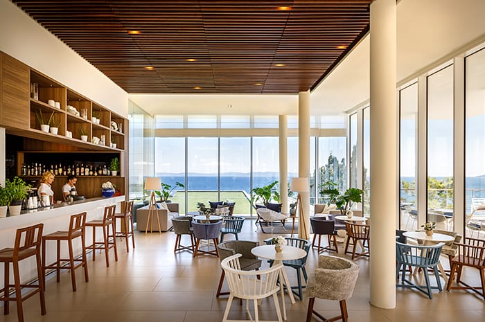 valamar-girandella-resort-vista-lobby-bar-interior
